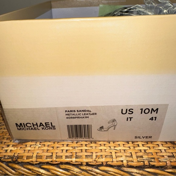 Michael Kors Women’s Paris Metallic Ankle Strap Bow Heel Classic Prom Size 10 - Picture 11 of 12